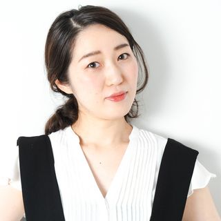 金井由妃の宣材写真